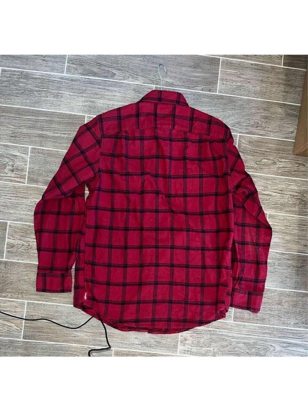 Red Plaid! Wrangler red plaid shirt sz med long sleeve - Picture 14 of 16